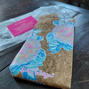 NIB Lilly Pulitzer cork Rainforest Retreat tropical sparkle sunglasses case